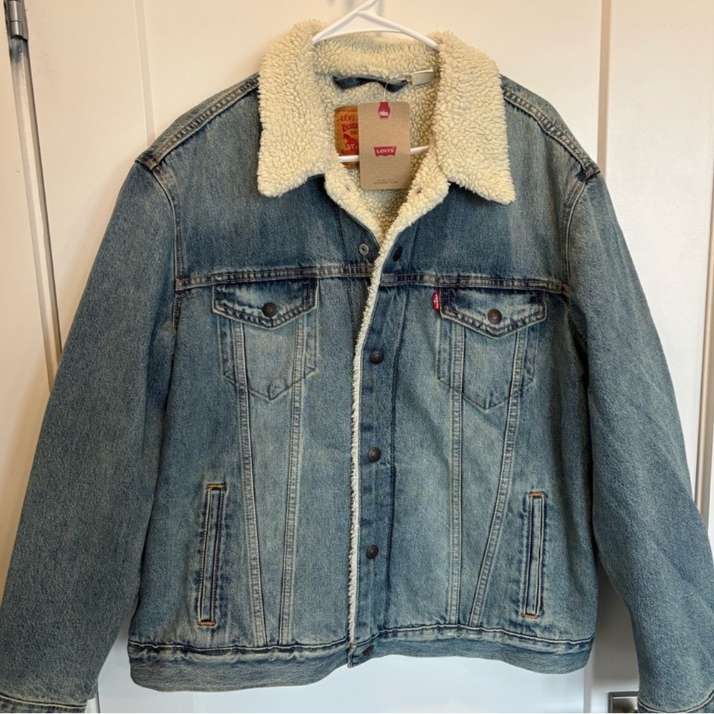 Levi's Type III Sherpa Trucker Jacket